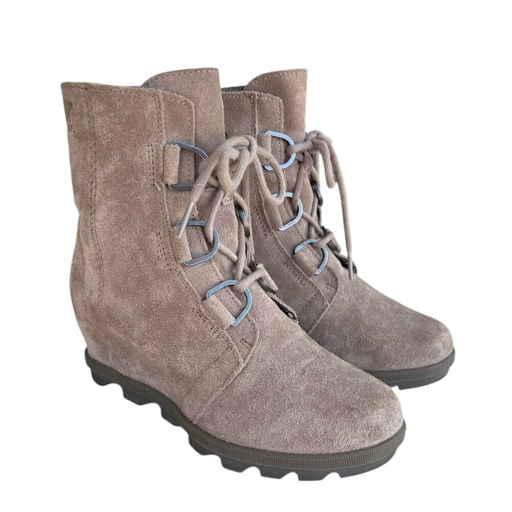 Sorel Joan of Artic Wedge ll Boots, brown suede leather, women's size 5